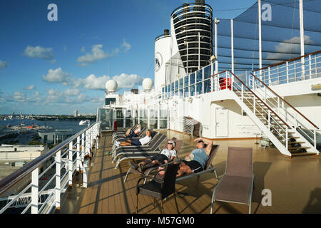 Auf Kreuzfahrtschiff Niew Amsterdam, Karibik und Florida Stockfoto