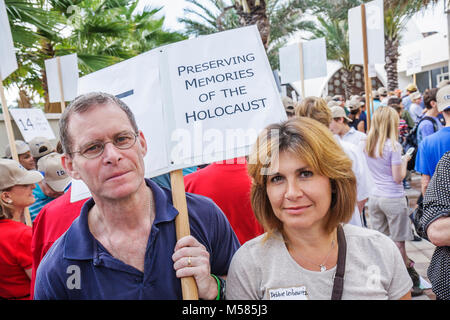 Miami Beach, Florida, Temple Beth Sholom, Synagoge, jüdisch, Mitzvah-Wochenende, Freiwillige Freiwillige ehrenamtlich arbeiten Arbeiter, Teamarbeit zusammen Stockfoto