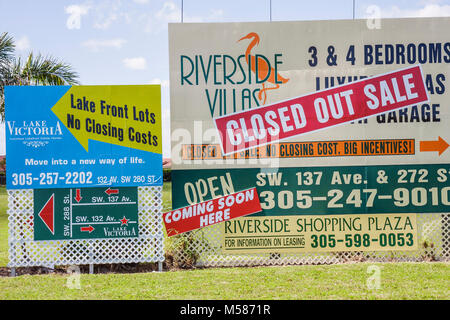 Miami Florida, Homestead, Redlands, Schilder, Wirtschaft, geschlossener Verkauf, Immobilien, Häuser, Häuser, Kaufanreize, Zeichen, Logo, Werbung Werbung, Besuch Stockfoto