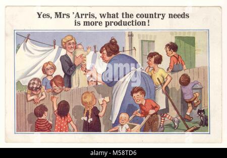 Comic-Postkarte aus der Zeit WW2 - 'was das Land braucht, ist mehr Produktion', gedruckt in London, wahrscheinlich als Reaktion auf die Regierungspropaganda, die das Land dazu aufforderte, mehr an der Heimatfront zu produzieren, um 1939, Großbritannien Stockfoto