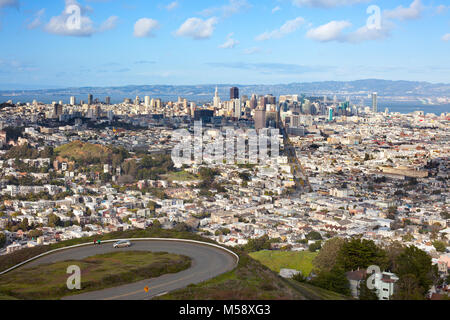 Panoramablick auf San Francisco von Twin Peaks Park, Kalifornien, USA Stockfoto
