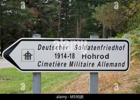 Soldatenfriedhof AN DIE DEUTSCHEN SOLDATEN, DIE WÄHREND DER KÄMPFE IN DEN ERSTEN WELTKRIEG ENTLANG DER LIGNE IN DEN VOGESEN Stockfoto