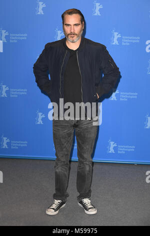 Joaquin Phoenix nimmt an der 68. Berlinale Die Internationalen Filmfestspiele Berlin Photocall, keine Sorge, er wird nicht weit zu Fuß. © Paul Treadway Stockfoto