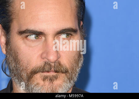 Joaquin Phoenix nimmt an der 68. Berlinale Die Internationalen Filmfestspiele Berlin Photocall, keine Sorge, er wird nicht weit zu Fuß. © Paul Treadway Stockfoto