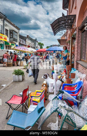 Street Market bei Rynok Straße in Kolomyja, Prykarpattia Pokuttya, Region, Iwano-frankiwsk Oblast, Ukraine Stockfoto