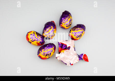 Cadbury Creme Eier Stockfoto