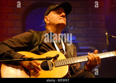 NIS - 15. August: Vlatko Stefanovski berühmten Mazedonischen Gitarristen spielen auf Nisville Jazz Festival, am 15. August 2014 in Nis, Serbien Stockfoto