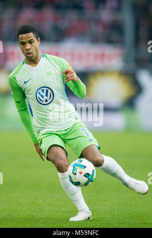 Wolfsburg, Deutschland. 17 Feb, 2018. Daniel DIDAVI (WOB) mit Kugel, Einzelaktion mit Kugel, Aktion, ganze Figur, Hochformat, Fussball 1. 1. Fussballbundesliga, 23. Spieltag VfL Wolfsburg (WOB) - FC Bayern München (M) 1:2, am 17.02.2018 in Wolfsburg/Deutschland. | Verwendung der weltweiten Kredit: dpa/Alamy leben Nachrichten Stockfoto