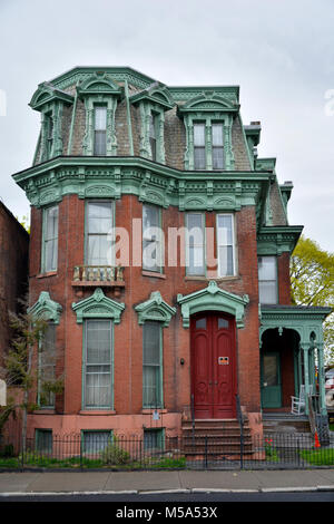 Cohoes, New York, USA - 25. April 2017. Historisches Gebäude in Cohoes, NY. Stockfoto