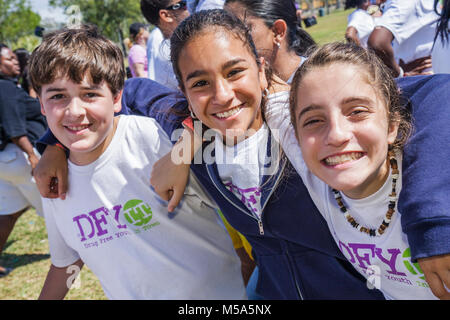 Miami Florida, Metrozoo, Zoo, Drug Free Fest, Drug Free Youth in Town DFYIT Club, Anti-Suchtprogramm gemeinnützige Organisation, Studenten Bildung Stockfoto