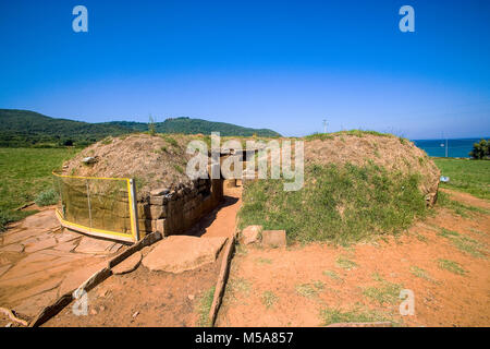 Italien, Toskana, Baratti Archeologica etruskischen Park, Archäologie, Nekropole S. Cerbone Archäologie, Grab des polyformal Ayballes Stockfoto