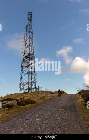 Eine Zelle Turm auf Ticknock, Dublin, Irland. Stockfoto