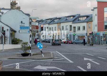 Stepaside ist ein Dorf am Stadtrand von Dublin, auf dem Southside. Es entwickelte sich vor allem im 18. und frühen 19. Jahrhundert. Stockfoto