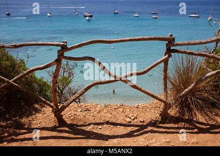 Erhöhten Blick auf Playa De Binigaus, Menorca, Balearen, Spanien Stockfoto