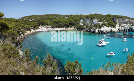 Erhöhten Blick auf Cala Macarella Menorca, Balearen, Spanien Stockfoto