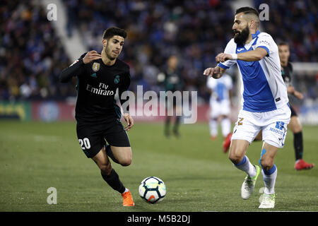 Leganes, Madrid, Spanien. 21 Feb, 2018. Marco Asensio (Real Madrid), die in Aktion während des Spiels zwischen Leganes vs Real Madrid im Estadio Butarque. Endstand Leganes 1 Real Madrid 3. Credit: Manu Reino/SOPA/ZUMA Draht/Alamy leben Nachrichten Stockfoto