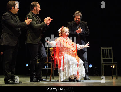 London, Großbritannien. 21. Februar, 2018. Legendäre Flameco Künstler 'La Chana' erscheint mit Engel Rojas, Antonio Canales und Gema Moneo Gala Flamenca, der letzte Teil der Flamenco-Festival in Sadler's Wells Theatre, London. 21 Feb, 2018 Quelle: Thomas Bowles/Alamy leben Nachrichten Stockfoto