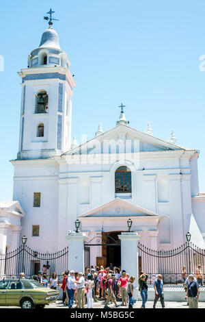 Buenos Aires Argentinien, Recoleta, Basilica Nuestra Senora del Pilar Katholische Kirche, außen, Glockenturm, Gemeindemitglieder verlassen Masse, Mann Männer männlich, w Stockfoto