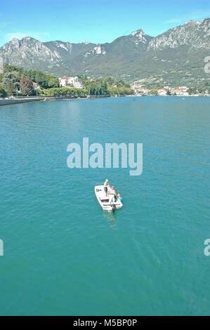 Das Resort von Lecco am Ufer des Comer Sees in Norditalien Stockfoto