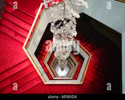 Das Treppenhaus am National Arts Center von oben am 17 Februar, 2018 gesehen. Stockfoto