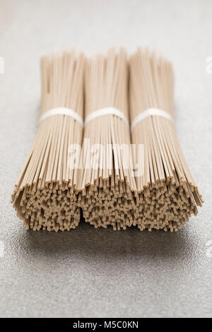 Japanische raw Soba-nudeln Bundles Stockfoto