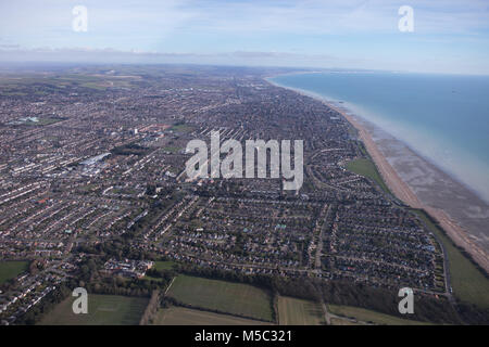 Eine Luftaufnahme der West Sussex Küstenstadt Worthing Stockfoto