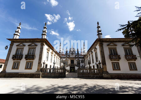 Die Mateus Palast, der im 18. Jahrhundert ist eine feine Darstellung der barocken Architektur der italienischen Stil in Vila Real, Portugal. Stockfoto