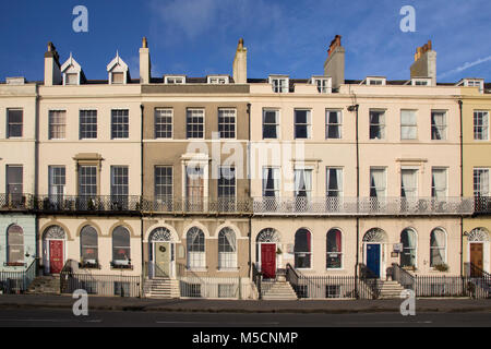 Dorchester, Dorset, Großbritannien - 26 Dezember, 2017. Erdgeschoss Fassade eines frühen 19. Jahrhundert, Dorset, an der Südküste von England, UK, 26. Dezember Stockfoto