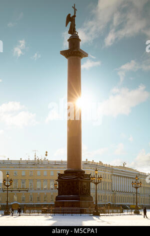 Alexander Spalte auf Dvortsovaya Ploshchad in St. Petersburg, Russland Stockfoto