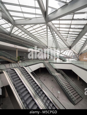 Bonn, Regierungsviertel (Bundesviertel, parlamentsviertel), UN-Campus, World Conference Center Bonn, Foyer, Architekturbüro Ja - Architektur JA - Archi Stockfoto