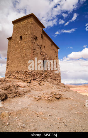 Die antike Stadt Ait Benhaddou liegt an der alten Karawanenroute zwischen der Sahara und Marrakesch im heutigen Marokko. Stockfoto