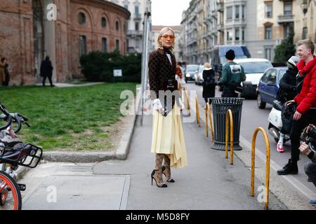 Blogger Viktoria Rader an der Alberta Ferretti show in Mailand auf der Modewoche - Mar 21, 2018 - Foto: Start- und Landebahn Manhattan/Michael Ip*** Für die redaktionelle Nutzung nur*** | Verwendung weltweit Stockfoto