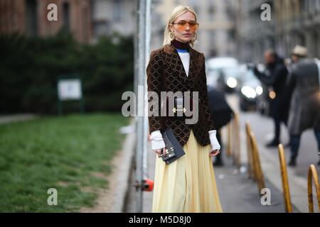 Blogger Viktoria Rader an der Alberta Ferretti show in Mailand auf der Modewoche - Mar 21, 2018 - Foto: Start- und Landebahn Manhattan/Michael Ip*** Für die redaktionelle Nutzung nur*** | Verwendung weltweit Stockfoto