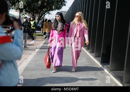 Blogger Susie Bubble und Tina Leung an der Gucci show in Mailand auf der Modewoche - Mar 21, 2018 - Foto: Start- und Landebahn Manhattan/Michael Ip*** Für die redaktionelle Nutzung nur*** | Verwendung weltweit Stockfoto