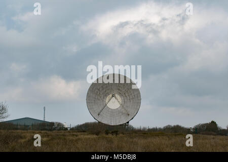 Goonhilly Downs, in der Nähe von Helston, Cornwall, UK. 22. Feb 2018. Es wurde heute angekündigt, dass ein £ 8,4 Mio. Investitionen statt Goonhilly Bodenstation für interplanetare Missionen zu entwickeln. Social Media ist bereits mit dem Slogan 'Helston Wir haben ein Problem'. Unter ein neues Projekt angekündigt, die heute von der Cornwall und Scilly-Inseln Local Enterprise Partnership (LEP), Goonhilly wird aktualisiert, damit es tief zu stellen - Space Tracking und Satellitenkommunikation auf kommerzieller Basis. Foto: Simon Maycock/Alamy leben Nachrichten Stockfoto