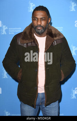 Berlin, Deutschland. 22. Februar, 2018. Englisch Schauspieler Idris Elba nimmt an der 68. Berlinale Die Internationalen Filmfestspiele Berlin Premiere von yardie im Zoo Palast in Berlin, Deutschland. Credit: Paul Treadway/Alamy leben Nachrichten Stockfoto