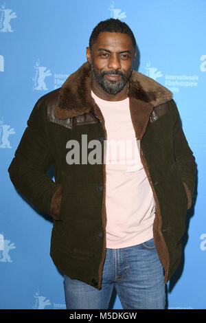 Berlin, Deutschland. 22. Februar, 2018. Englisch Schauspieler Idris Elba nimmt an der 68. Berlinale Die Internationalen Filmfestspiele Berlin Premiere von yardie im Zoo Palast in Berlin, Deutschland. Credit: Paul Treadway/Alamy leben Nachrichten Stockfoto