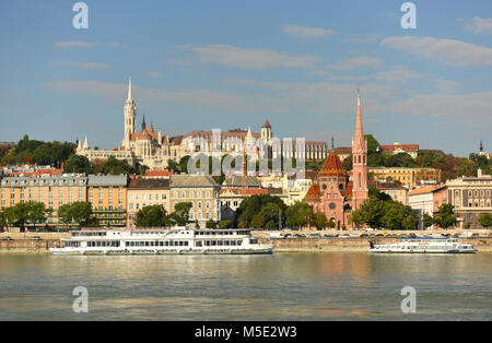 Kirche St. Matthias, Fisherman's Bastion, Reformierte Kirche, Donau, Budapest, Ungarn Stockfoto