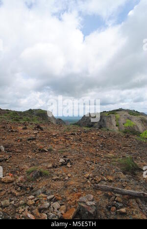 Die Pungo Andongo schwarzen Felsen sind in der Gemeinde Kacuso gelegen, ca. 116 km von der Stadt Malanje sind eine wichtige touristische Attraktion. Stockfoto