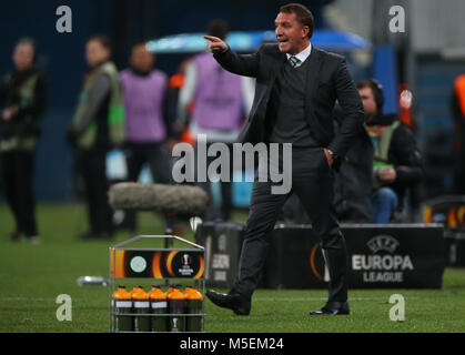 Sankt Petersburg, Russland. 22 Feb, 2018. Head Coach Brendan Rodgers von FK Keltischen reagiert während der UEFA Europa League Umlauf von 32 Fußballspiel zwischen FC Zenit Sankt Petersburg und FK Celtic bei Saint Petersburg Stadion. Quelle: Igor Russak/SOPA/ZUMA Draht/Alamy leben Nachrichten Stockfoto