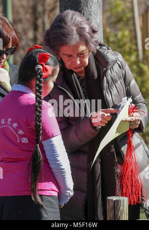 Spanisch Emeritus Königin Sofia de Grecia während handeln Renovierung für die Erhaltung der Panda in ZooMadrid am Freitag, dem 23. Februar 2018 Credit: Gtres Información más Comuniación auf Linie, S.L./Alamy leben Nachrichten Stockfoto