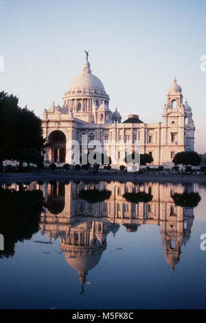 Blick auf Victoria Memorial in Kalkutta, West Bengal, Indien Stockfoto