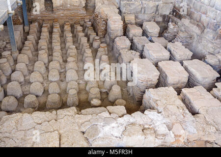 Blick auf das Heizsystem eines römischen Badehaus in der antiken Stadt Bet Shean, jetzt ein Nationalpark. Im Norden Israels Stockfoto