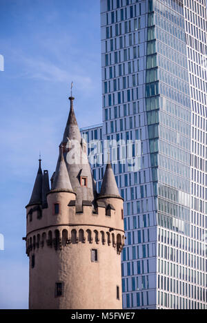 Nextower und Eschenheimer Turm, Frankfurt, Hessen, Deutschland, Europa Stockfoto