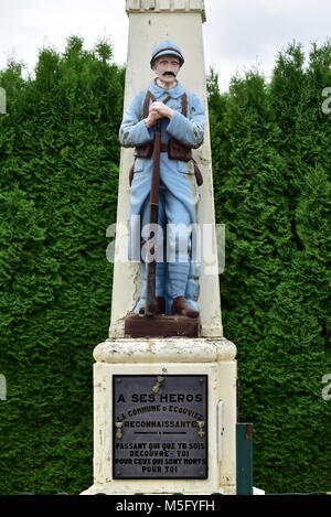 WWI-Denkmal in Écouviez, Frankreich Stockfoto