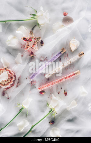 Drei Flaschen mit Bad Salz Stockfoto