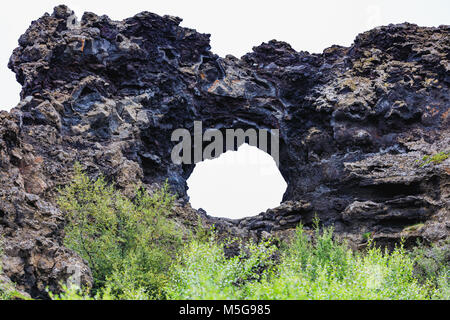 Lava Fenster bei dimmuborgir Myvatn, Island die dimmuborgir Bereich Stockfoto