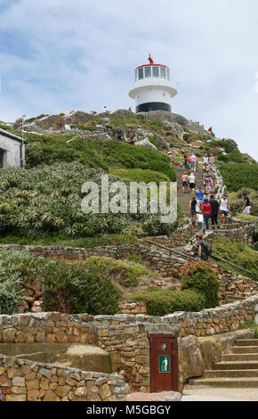 Eine Treppe führt nach oben zu den alten Leuchtturm Cape Point, Kapstadt, Südafrika Stockfoto