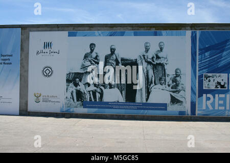 Freiheit Plakate in den Hafen von Robben Island, UNESCO-Weltkulturerbe, Kapstadt, Südafrika Stockfoto