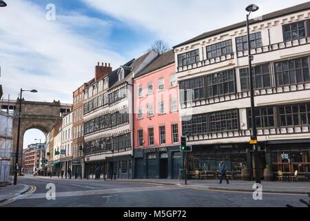 Newcastle, England, Blick auf historische Gebäude in Sandhill in der Altstadt Quayside entfernt von Newcastle upon Tyne, Tyne und Wear, England, Großbritannien Stockfoto